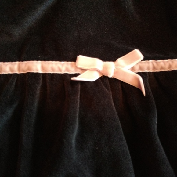 GIRLS - TOUGHSKINS velvet tunic Top w/ bow, Christmas, Holiday, velour - Picture 2 of 5